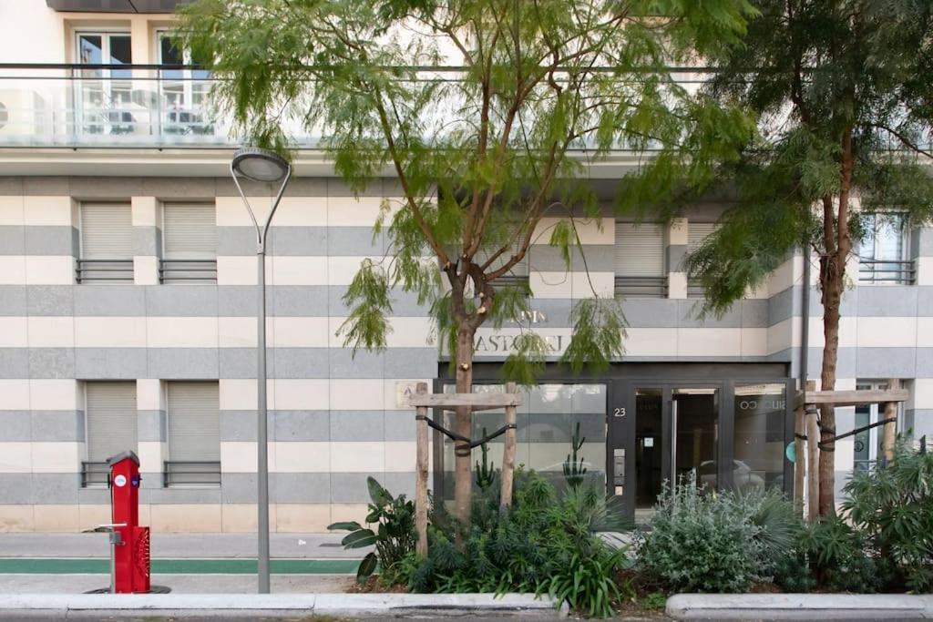 L18 Central Parking Terrace Ac 10Mins Walk To Beaches Niza Exterior foto