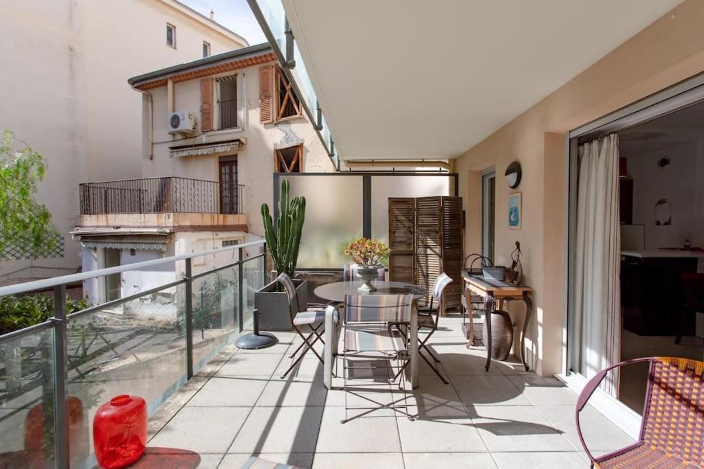 L18 Central Parking Terrace Ac 10Mins Walk To Beaches Niza Exterior foto